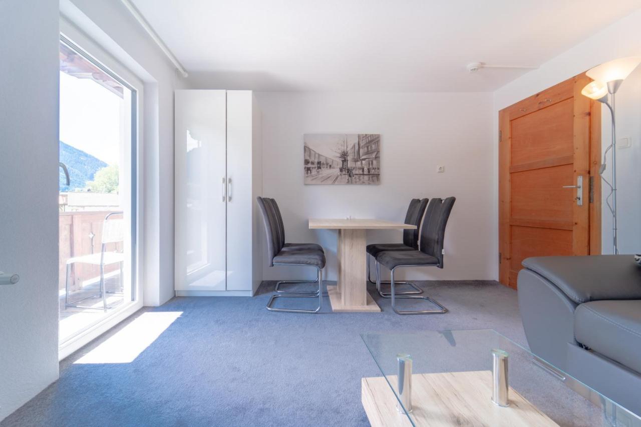Urlaubsplatzl Appartements Oetz Eksteriør bilde